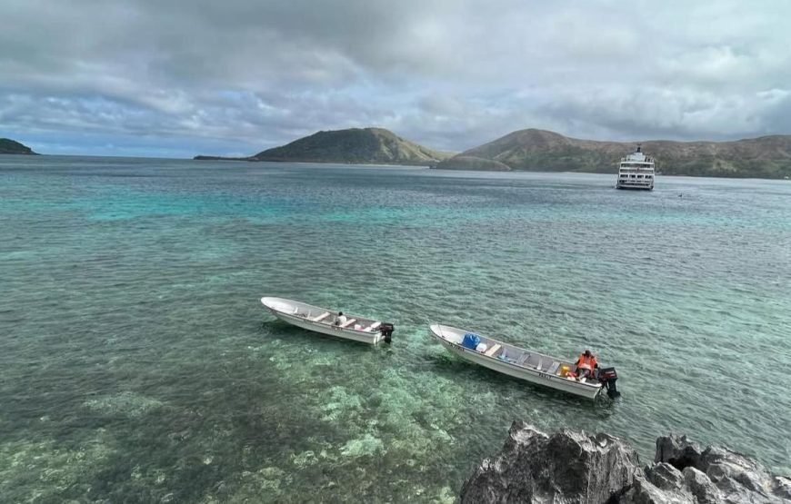 Sawa-I-Lau Caves (Yasawa Islands) Tour Fiji